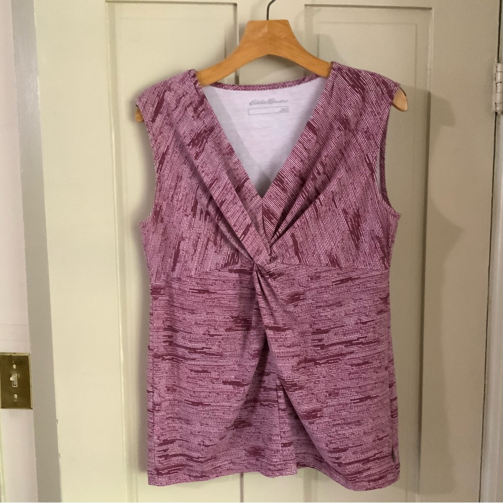 Eddie Bauer Women's Sleeveless Top in Maroon